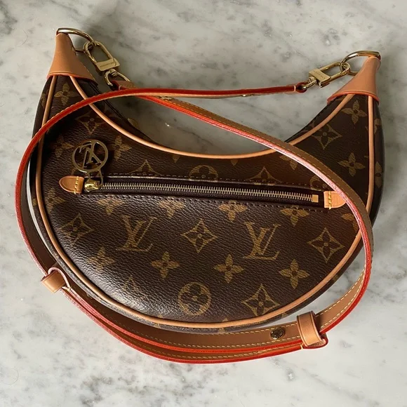 Louis Vuitton Loop bag - Picture 3 of 12